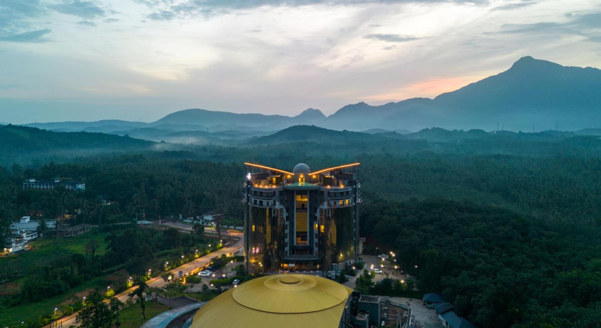 Fezinn Hotel Kozhikode Exterior foto
